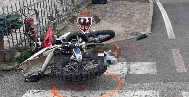 Brez - moto (Foto di Federazione dei vigili del fuoco volontari del Trentino)