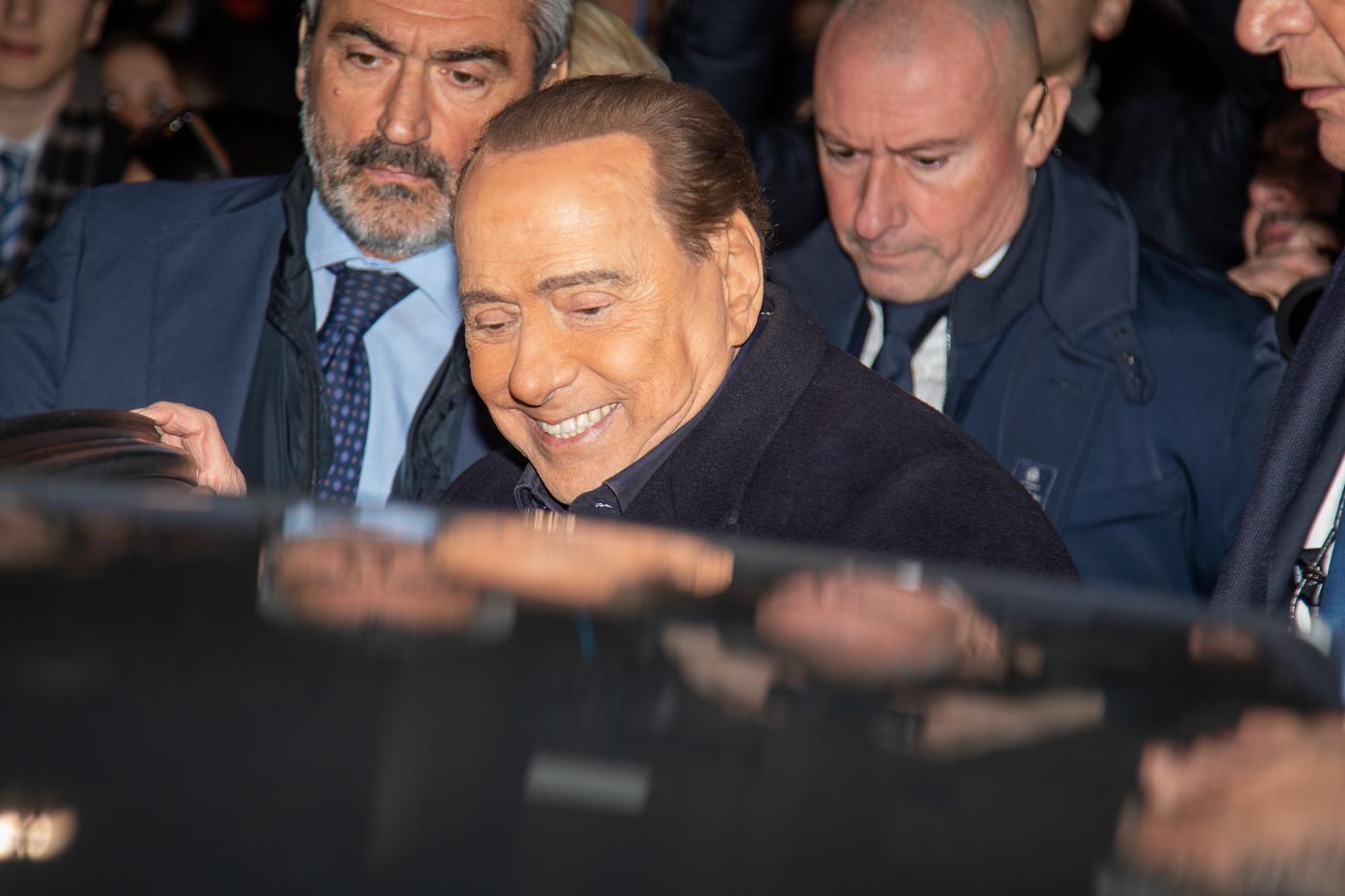 È Morto Silvio Berlusconi