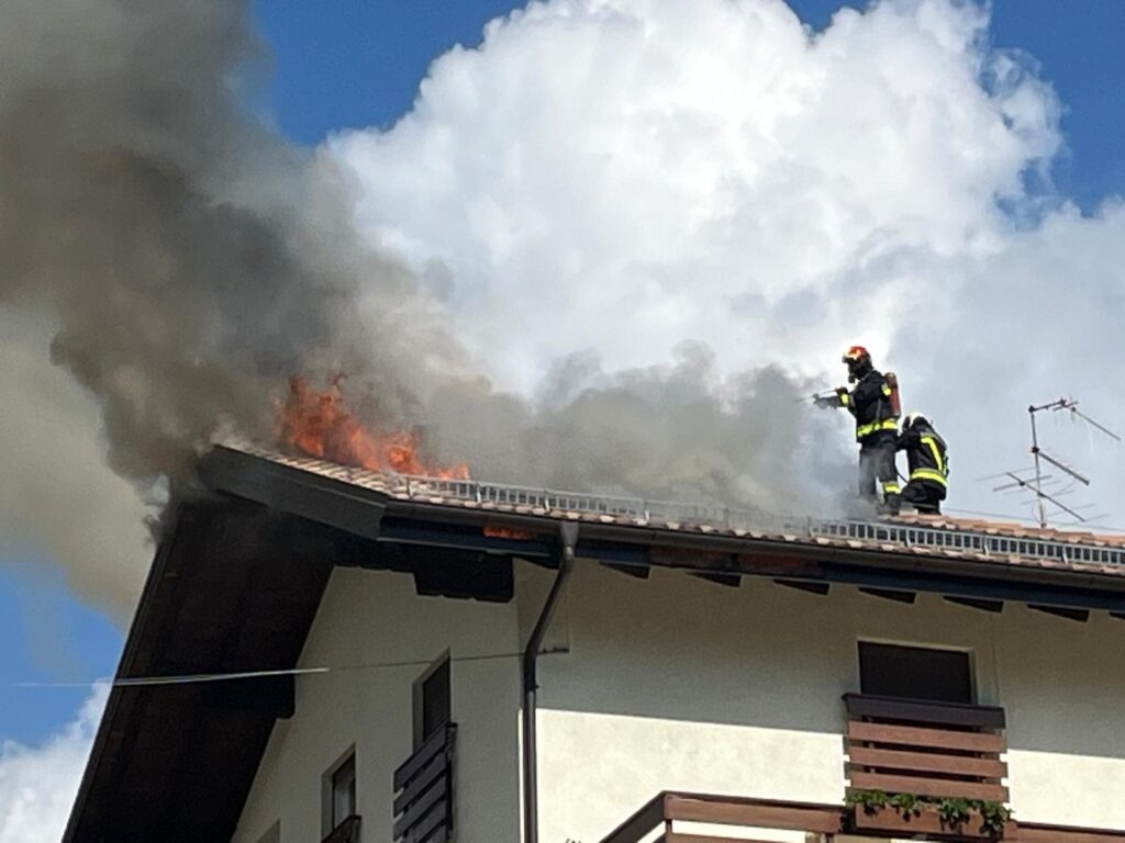 Incendio a Sopramonte